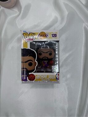 Funko Pop! Los Angeles Lakers Anthony Davis Purple and Gold #120
